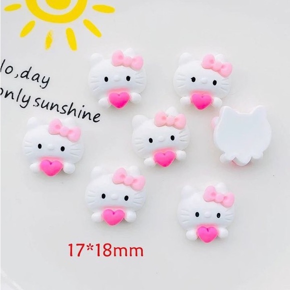 Kitty love ๐ - Picture 3 of 3